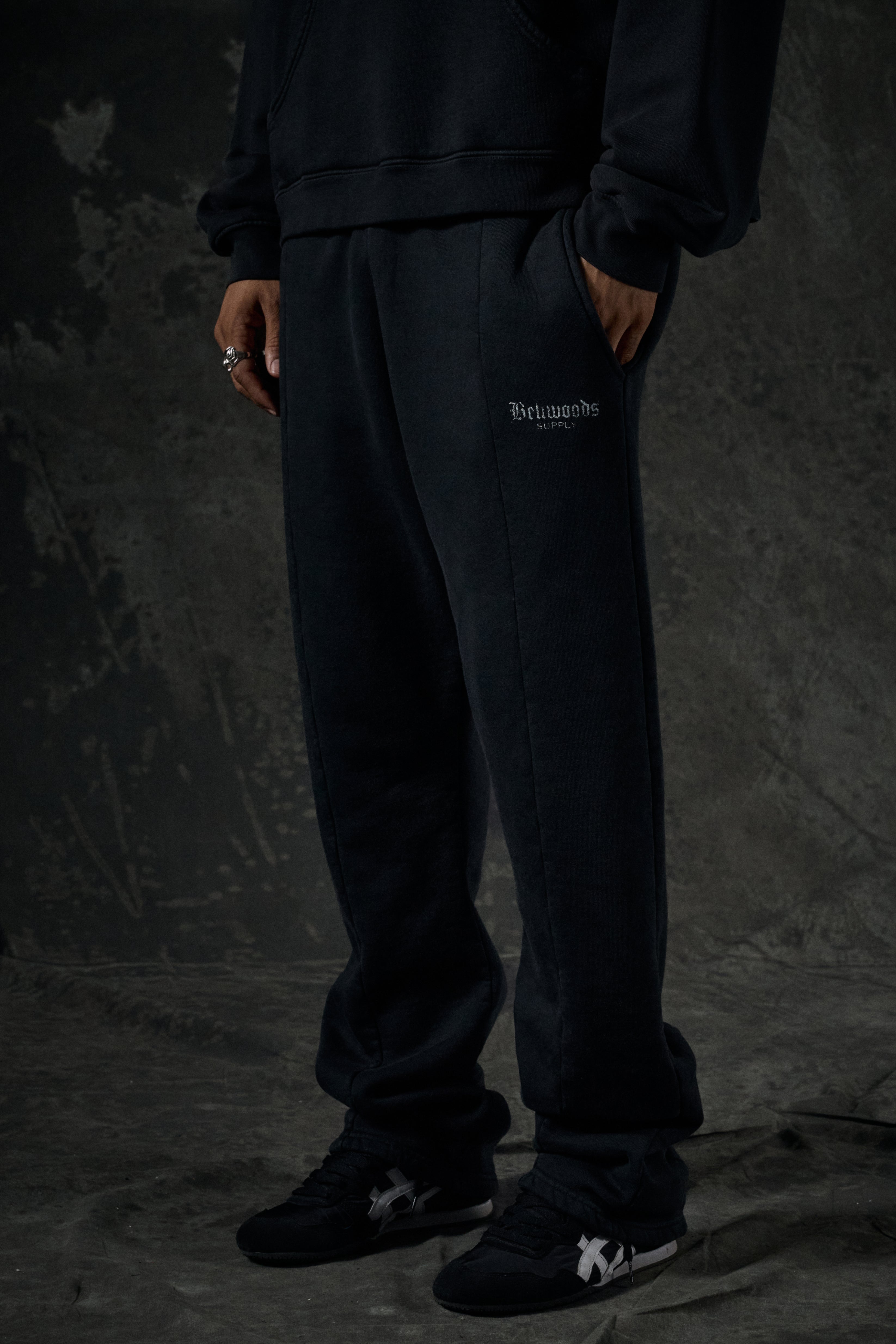 Bellwoods Supply Sweatpants - Black – TRINITY